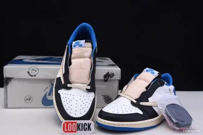 Travis Scott Air x DM7866-140 Design Low Fragment 1 x Retro Jordan 0701